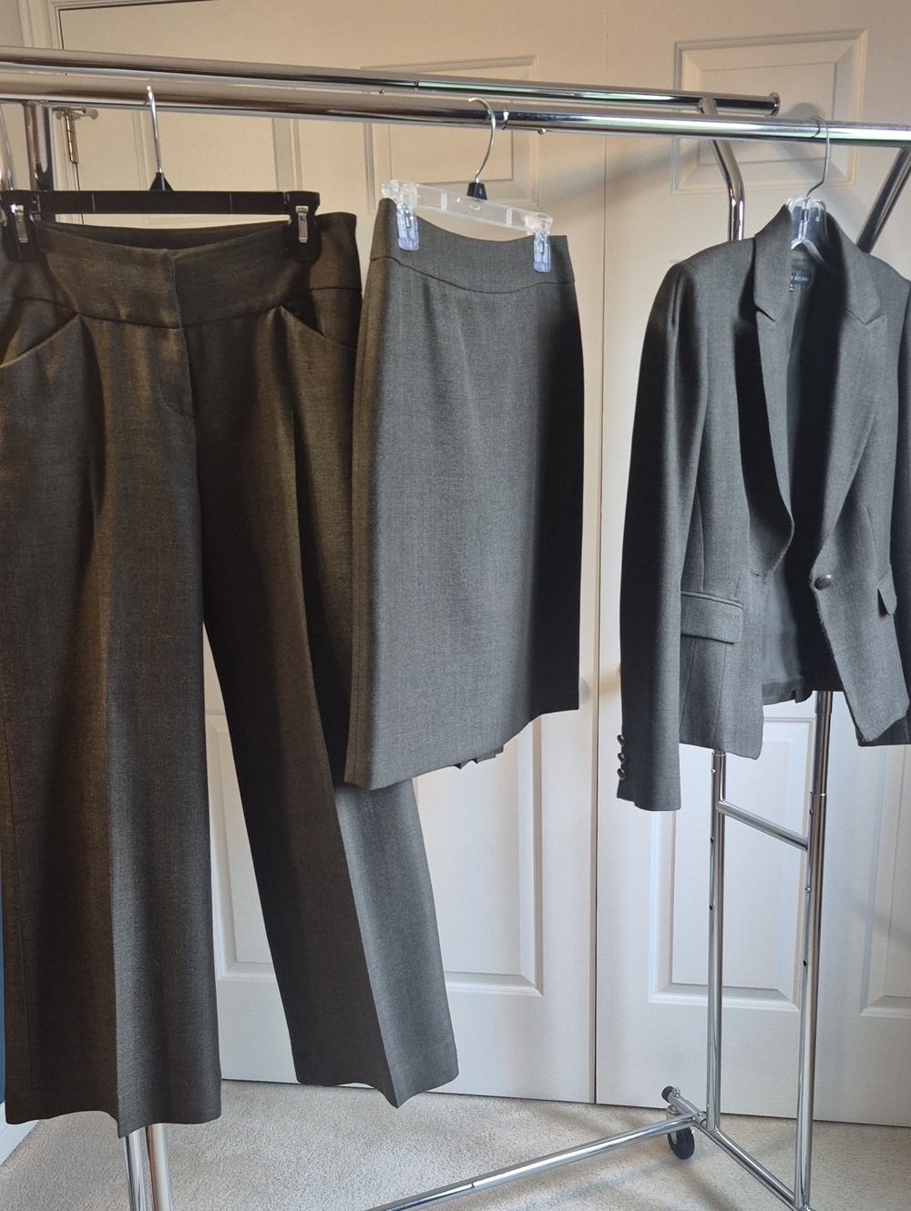 ANTONIO MELANI Charcoal Gray Pantsuit Set - Jacket, Skirt & Trousers